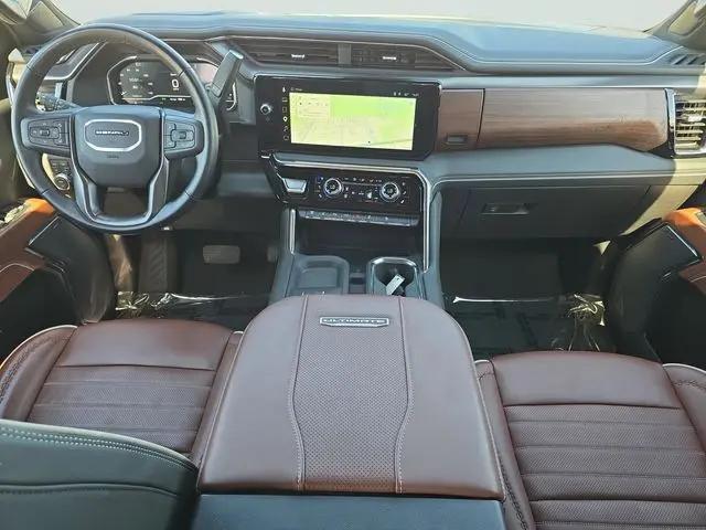 2025 GMC Sierra 2500HD 4WD Crew Cab Standard Bed Denali Ultimate