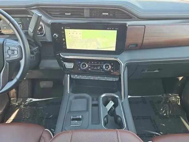 2025 GMC Sierra 2500HD 4WD Crew Cab Standard Bed Denali Ultimate