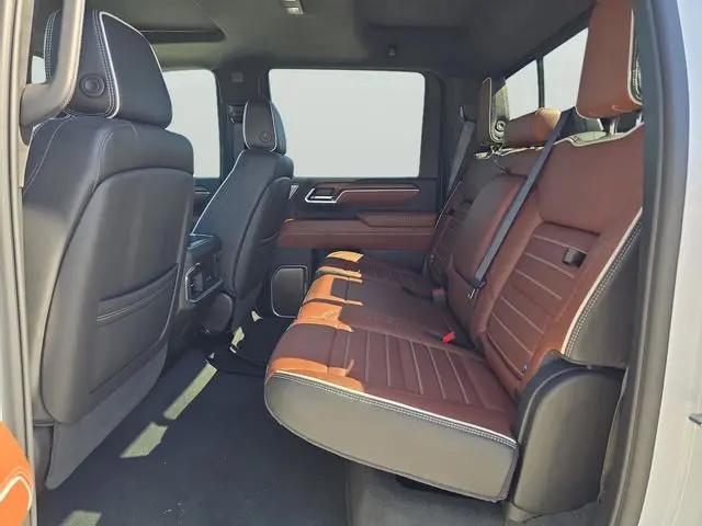 2025 GMC Sierra 2500HD 4WD Crew Cab Standard Bed Denali Ultimate