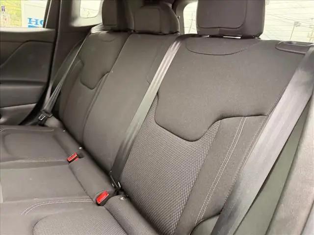 2022 Jeep Renegade Altitude 4x4