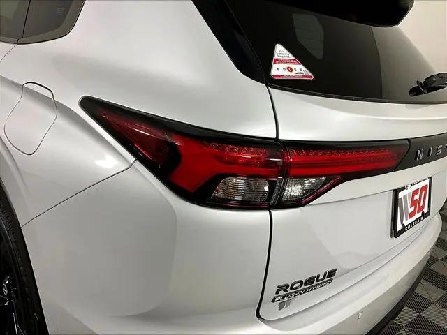 2026 Nissan Rogue Plug-In Hybrid Platinum