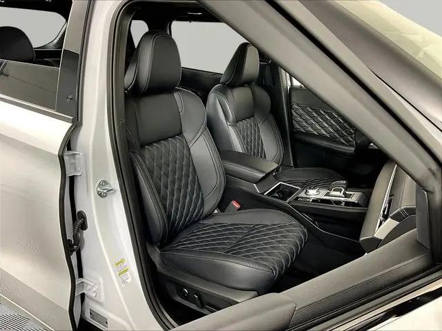 2026 Nissan Rogue Plug-In Hybrid Platinum
