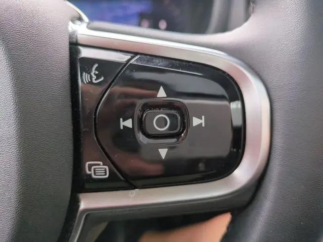 2025 Volvo S60 B5 Plus