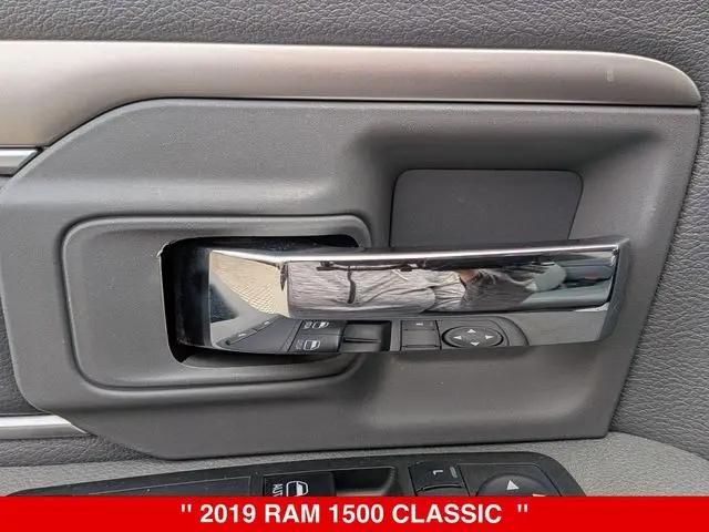 2019 Ram 1500 Classic Express Regular Cab 4x4 6'4" Box