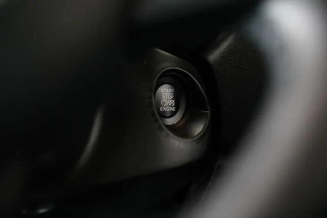 2019 Jeep Renegade Altitude FWD