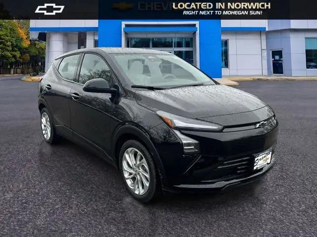 2027 Chevrolet Bolt LT FWD