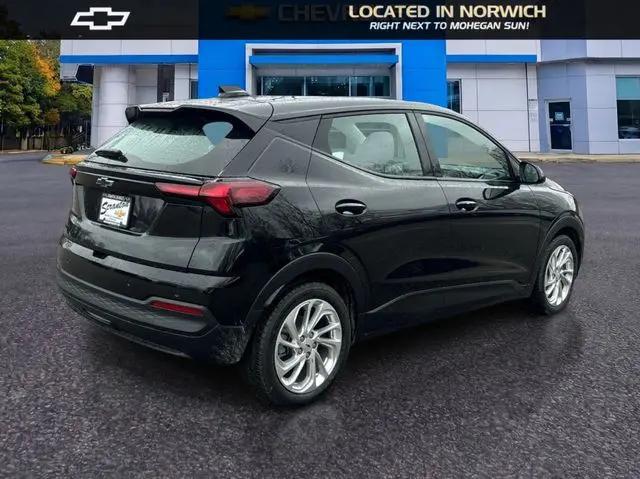 2027 Chevrolet Bolt LT FWD