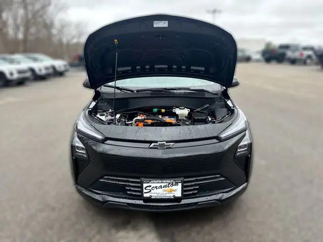 2027 Chevrolet Bolt LT FWD
