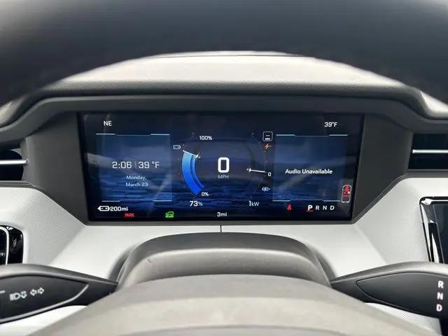 2027 Chevrolet Bolt LT FWD