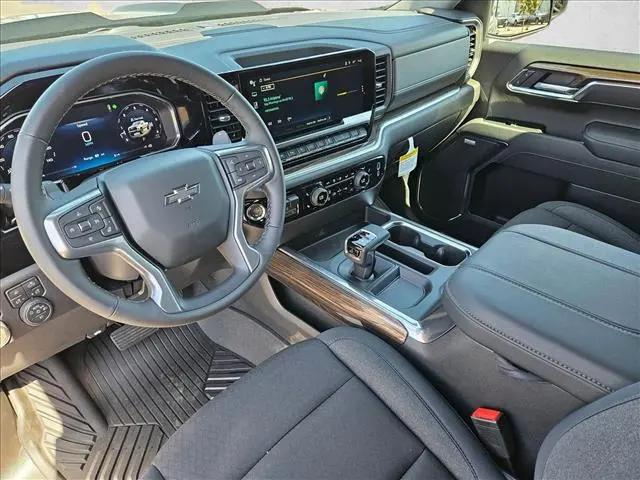 2026 Chevrolet Silverado 1500 4WD Crew Cab Short Bed LT Trail Boss