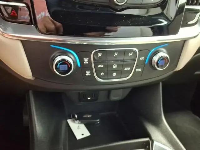 2022 Chevrolet Traverse FWD 1FL
