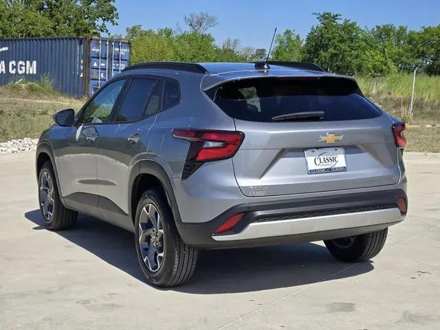 2026 Chevrolet Trax FWD LT