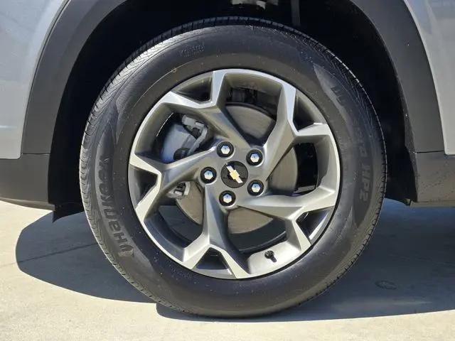 2026 Chevrolet Trax FWD LT
