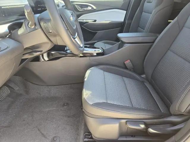 2026 Chevrolet Trax FWD LT