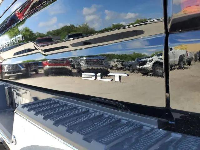 2026 GMC Sierra 1500 Crew Cab, Short Bed, SLT, 4WD