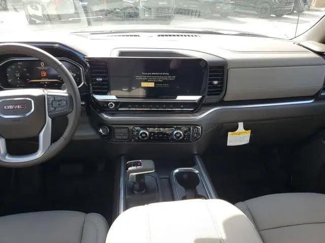 2026 GMC Sierra 1500 Crew Cab, Short Bed, SLT, 4WD