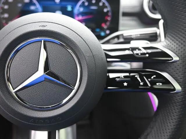 2025 Mercedes-Benz C-CLASS C 300 C 300