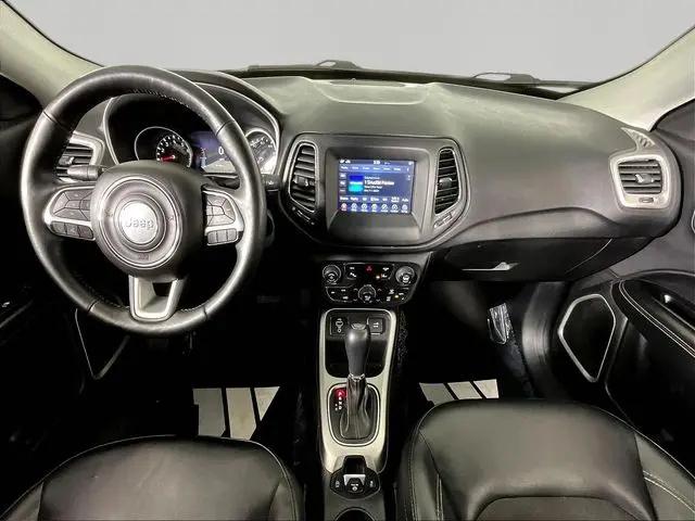 2017 Jeep Compass Latitude FWD