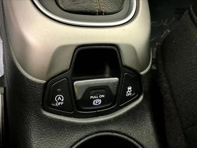 2017 Jeep Compass Latitude FWD
