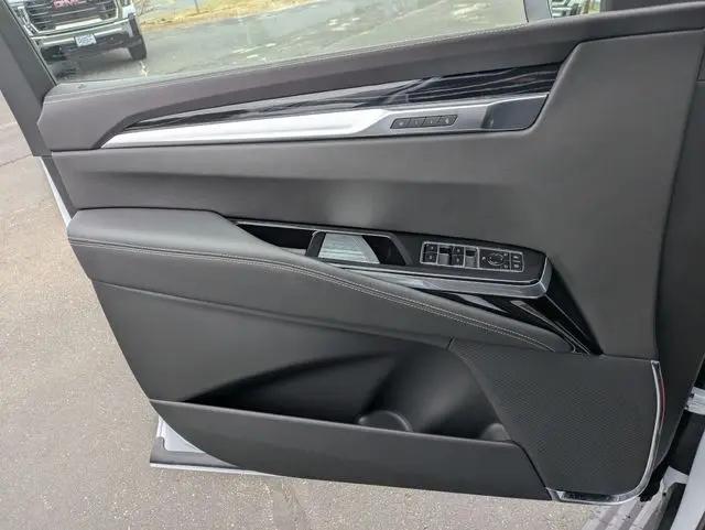 2026 Cadillac Escalade ESV Sport