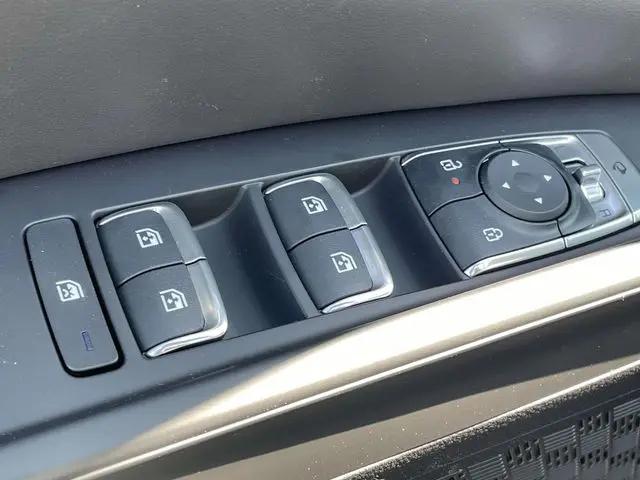 2026 Kia Carnival MPV SX