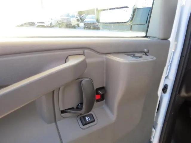 2026 Chevrolet Express Cargo Van 2500 Regular Wheelbase, WT, RWD