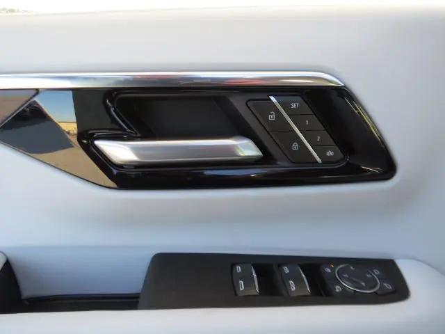 2026 Chevrolet Tahoe 4WD Premier