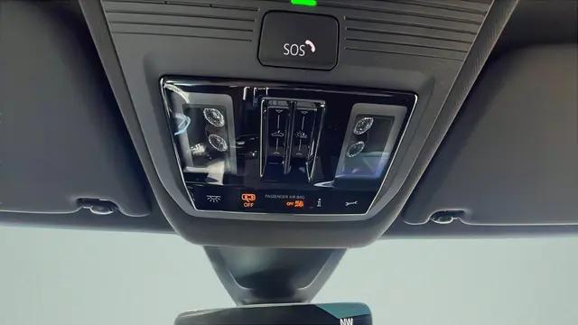 2026 Volkswagen Atlas Cross Sport SE with Technology