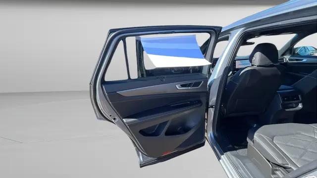2026 Volkswagen Atlas Cross Sport SE with Technology