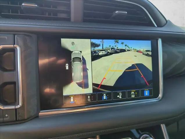 2022 GMC Yukon 4WD Denali