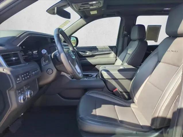 2022 GMC Yukon 4WD Denali