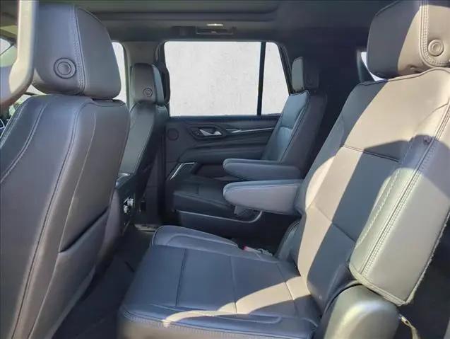 2022 GMC Yukon 4WD Denali