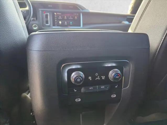 2022 GMC Yukon 4WD Denali