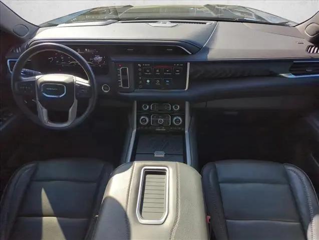 2022 GMC Yukon 4WD Denali