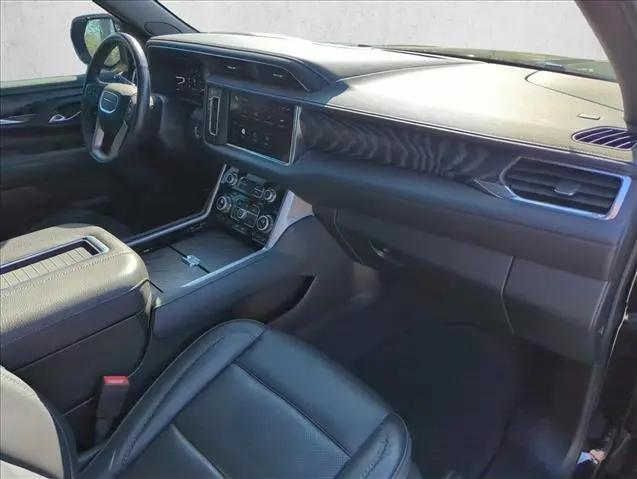 2022 GMC Yukon 4WD Denali