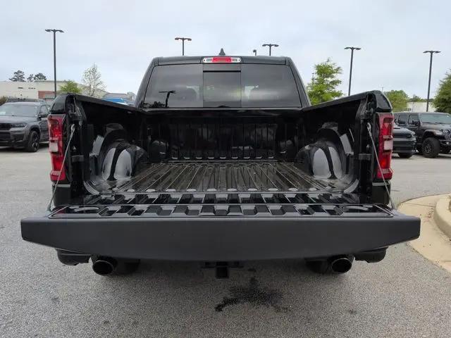 2026 Ram 1500 Express Crew Cab 4x4 57 Box