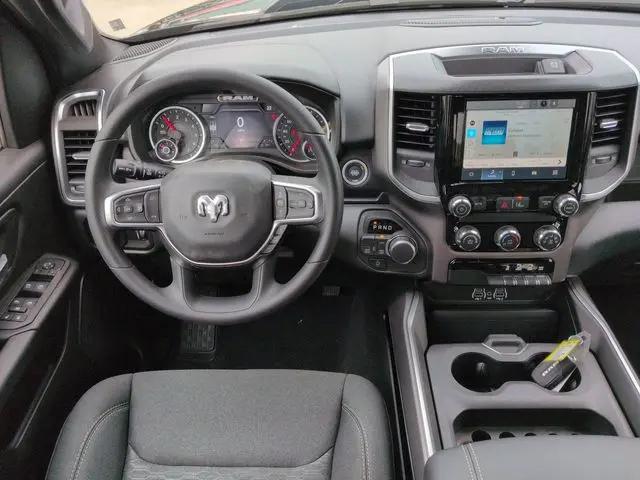 2026 Ram 1500 Express Crew Cab 4x4 57 Box