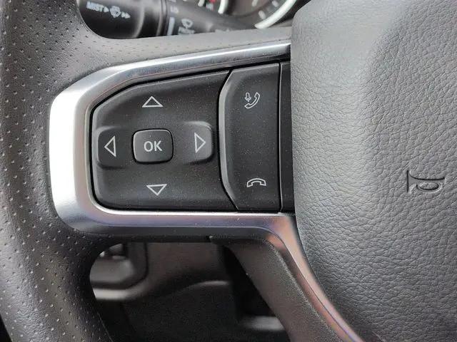 2026 Ram 1500 Express Crew Cab 4x4 57 Box