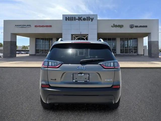 2021 Jeep Cherokee Latitude FWD
