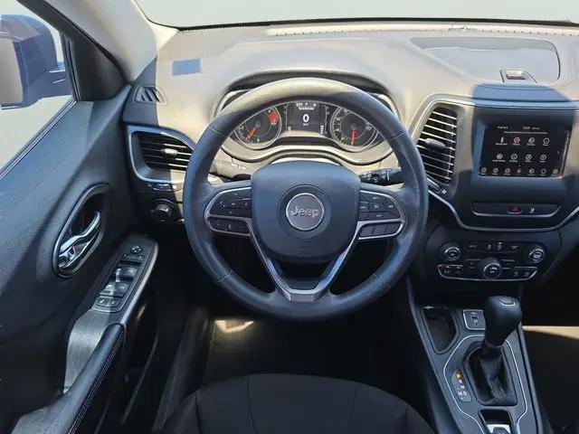 2021 Jeep Cherokee Latitude FWD