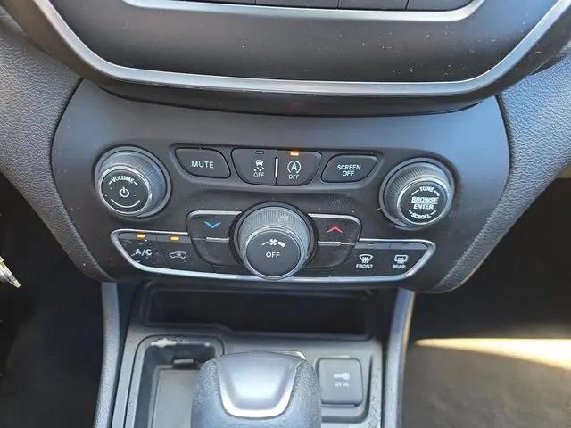 2021 Jeep Cherokee Latitude FWD