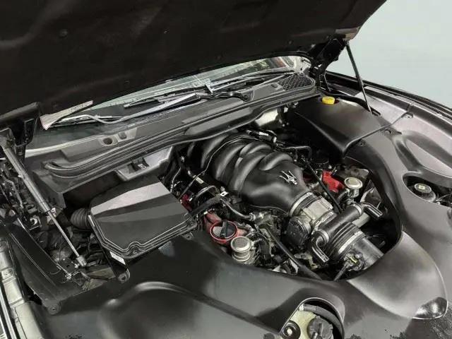 2011 Maserati GranTurismo S Automatic