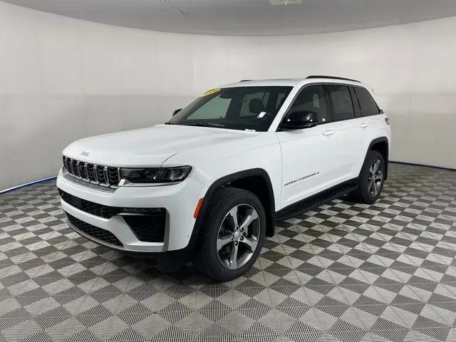2026 Jeep Grand Cherokee Limited 4x4 for sale in Bremerton, WA