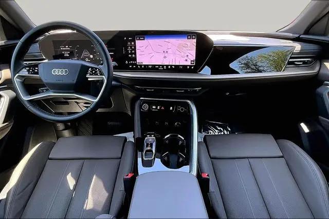 2025 Audi Q5 Premium Plus TFSI quattro S tronic