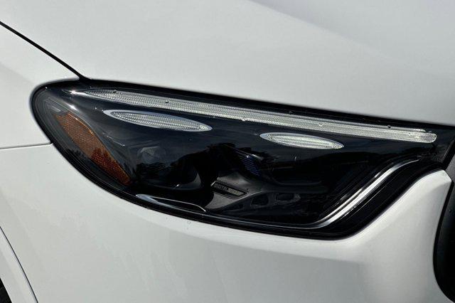 2026 Mercedes-Benz GLC 4MATIC
