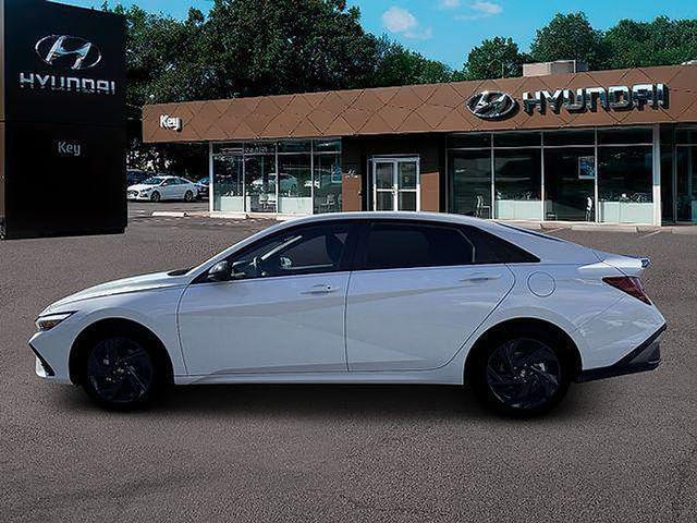 2026 Hyundai Elantra Hybrid SEL Sport