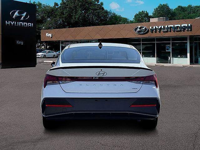 2026 Hyundai Elantra Hybrid SEL Sport