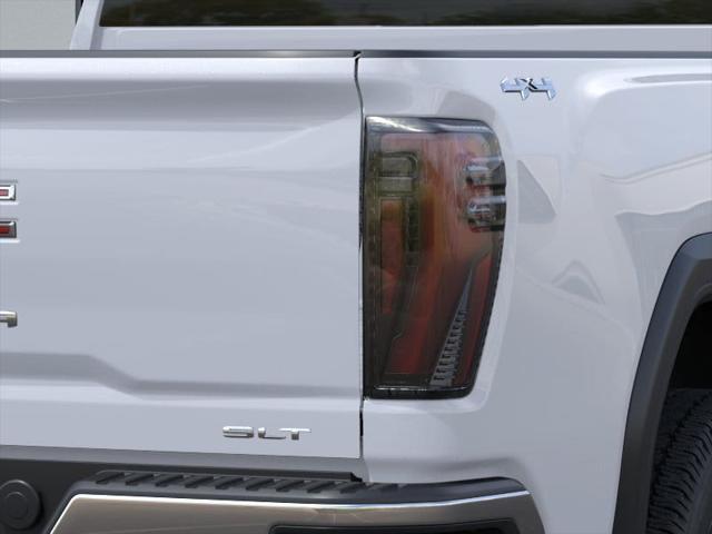2026 GMC Sierra 2500HD Crew Cab, Standard Bed, SLT, 4WD