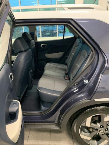 2026 Hyundai Venue SEL w/Two-Tone Roof