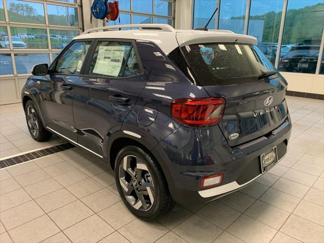 2026 Hyundai Venue SEL w/Two-Tone Roof